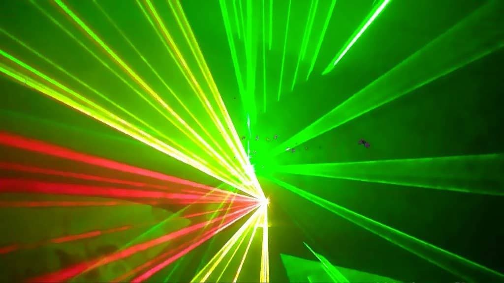 Лазерная установка купить в Калуге для дискотек, вечеринок, дома, кафе, клуба